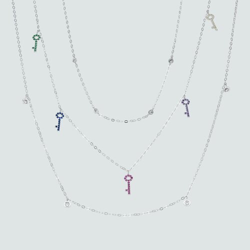 Collar Triple Llaves Circones Multicolor