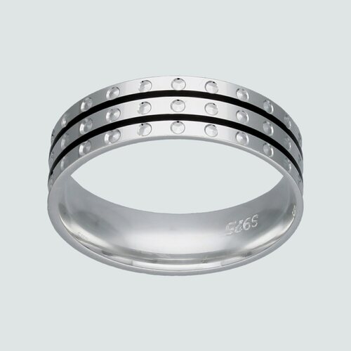 Anillo Líneas Circulos Facetados