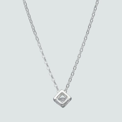 Collar Cubo con Circón
