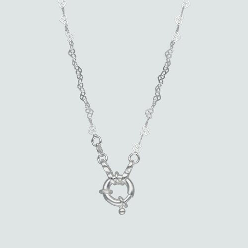 Collar Corazones con Broche Timón