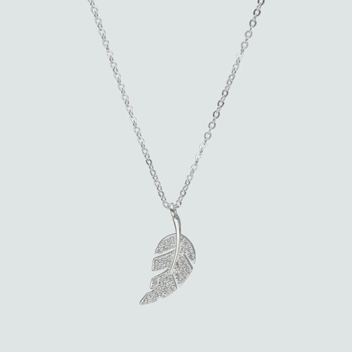Collar Pluma con Circones