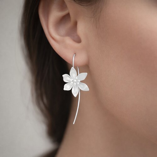 Aro Pasador Flor Satinada