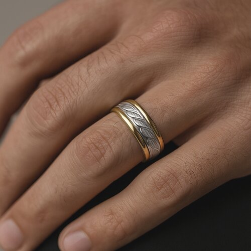 Anillo Compromiso Facetado con Oro