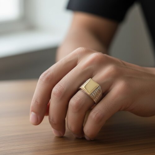 Anillo Sello Facetado en Oro