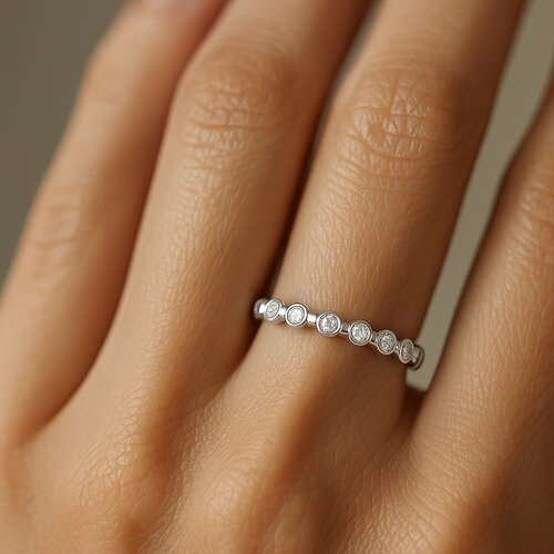 Anillo Cintillo Sin Fin Circones