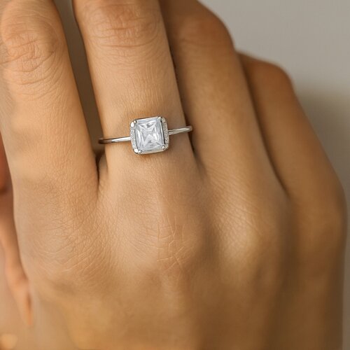 Anillo Circón Baguette