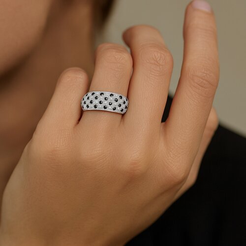 Anillo Cintillo Circones Ónix