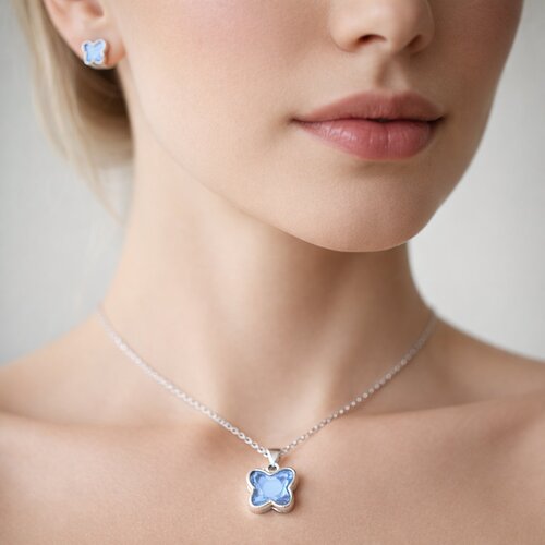 Colgante Mariposa Cristal Hecho con Swarovski® Celeste