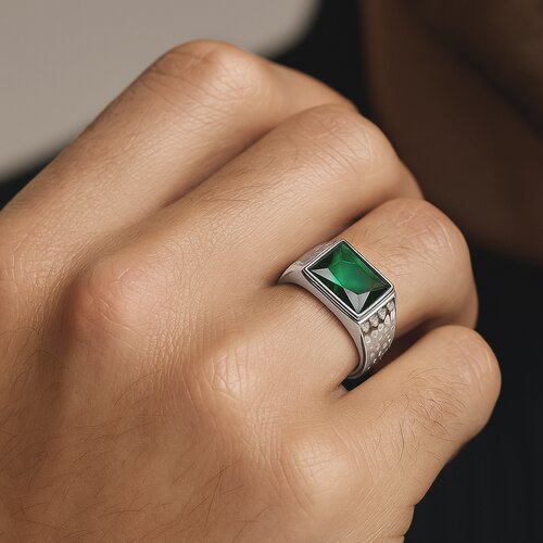 Anillo Sello Facetado Circón Esmeralda