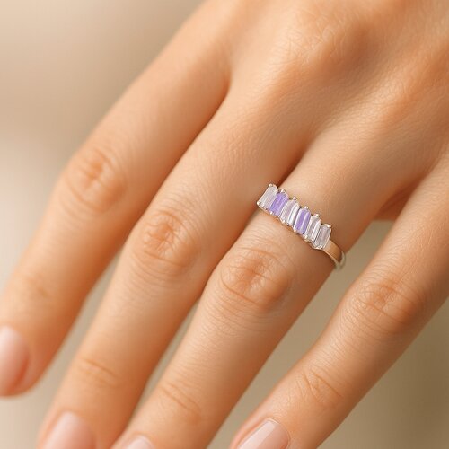 Anillo Cintillo Circones Baguette Lila