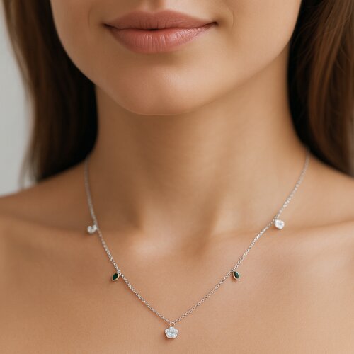 Collar Flores Hojas Circones Esmeralda